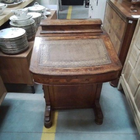 BUREAU ANC DAVENPORT+CLE B6 + ROULETTES 
