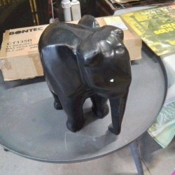 ÉLÉPHANT BOIS NOIR