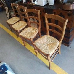 LOT 4 CHAISES PAILLE HETRE