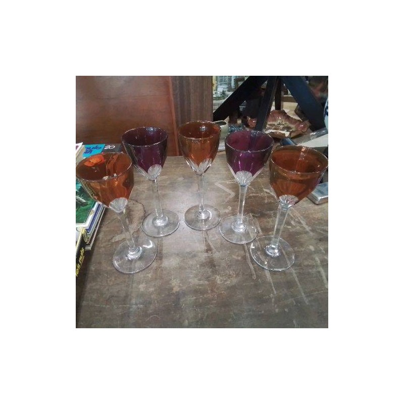 VERRE COULEUR BACCARAT PIED FACETTES 