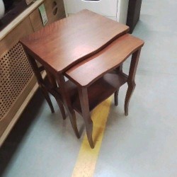 DUO TABLES GIGOGNES COULEUR MERISIER 