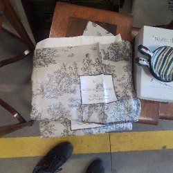 PAIRE RIDEAUX SIMPLES ST AMANT GRIS BLANC TOILE DE JOUY 100*210CM
