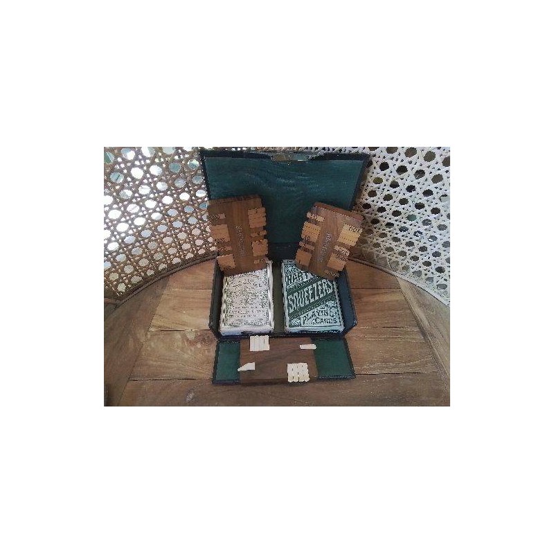 BOITE DEJEUX JEUX DE CARTES ANC + COMPTEURS DE BRIDGE