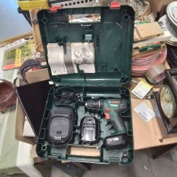 VISSEUSE BOSCH PSB 1440+MALETTE ACC 