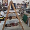 ESCABEAU BOIS ANC 8 MARCHES + ETAGERES EN RESERVE
