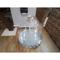 CLOCHE VERRE SOCLE METAL GRIS