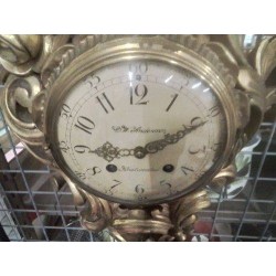 PENDULE MURALE SUEDOISE VINTAGE EN L ETAT CLE A1