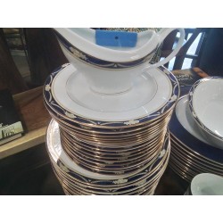 SERVICE VAISSELLE PORCELAINE DESHOULIERES