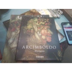 LIVRE ARCIMBOLDO