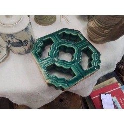 CARREAUX VERT AJOURÉ 