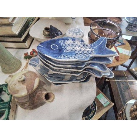LOT PLATS POISSONS BLEUS