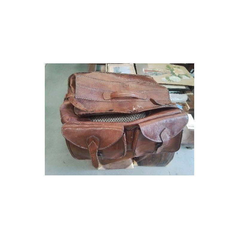 SACOCHE CUIR INTERIEUR TISSU EN L ETAT 