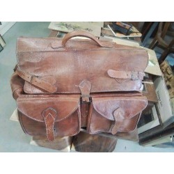 SACOCHE CUIR INTERIEUR TISSU EN L ETAT 