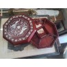 COFFRET OCTOGONAL  LAQUE DECOR NACRE EN L ETAT