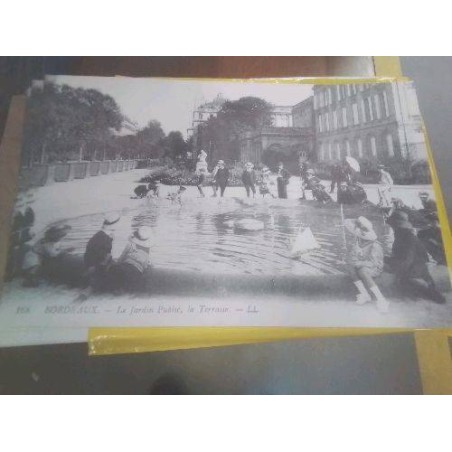 REPRO PHOTO LE JARDIN PUBLIC LA TERRASSE