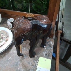 ELEPHANT BOIS NOIR MARRON