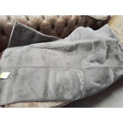 TAPIS GRIS ETAT NEUF 150*100CM