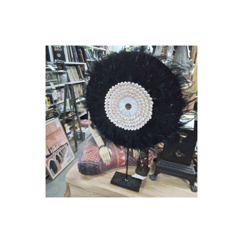 DÉCO CIRCULAIRE PLUMES NOIRES COQUILLAGES 