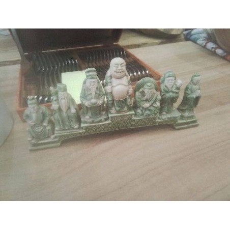 ENS 7 BOUDDHAS SUR SOCLE VERT