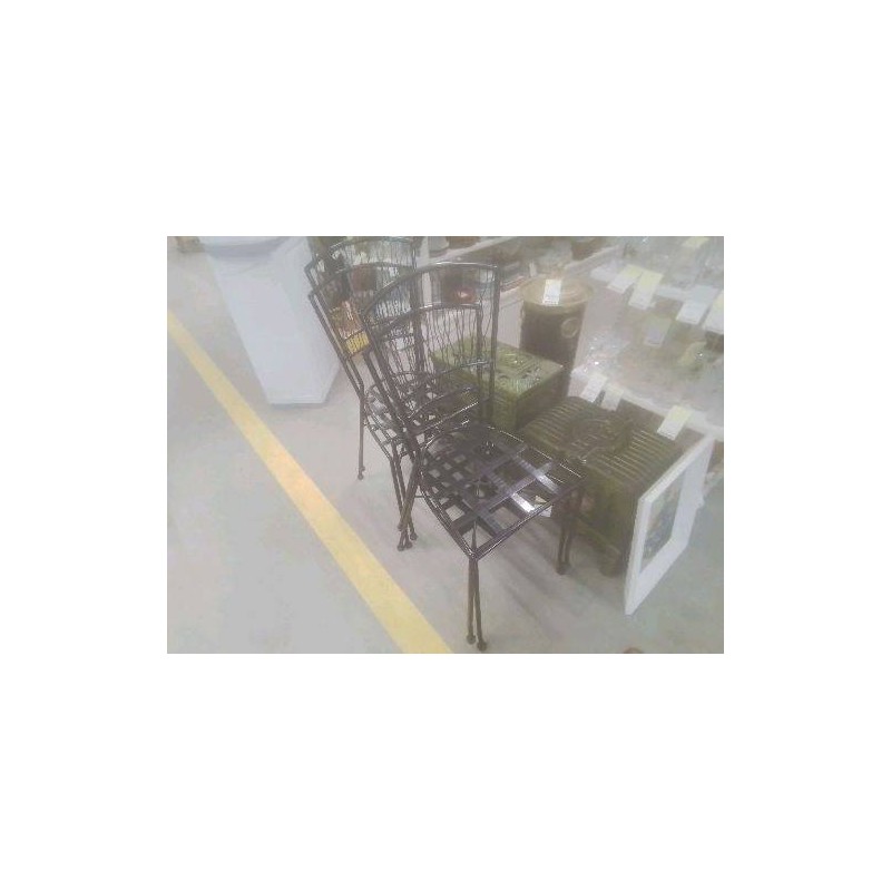 LOT 4 CHAISES MÉTAL NOIR 