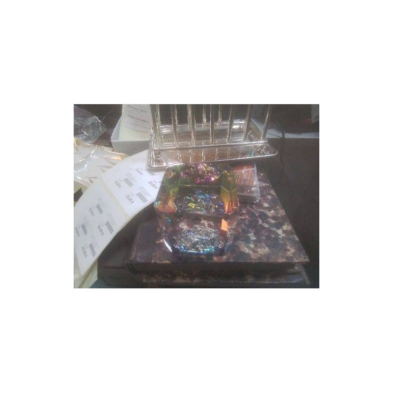 PRESSE PAPIER CUBE ILE MONTAGNEUSE
