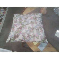 COUSSIN FLEURI 