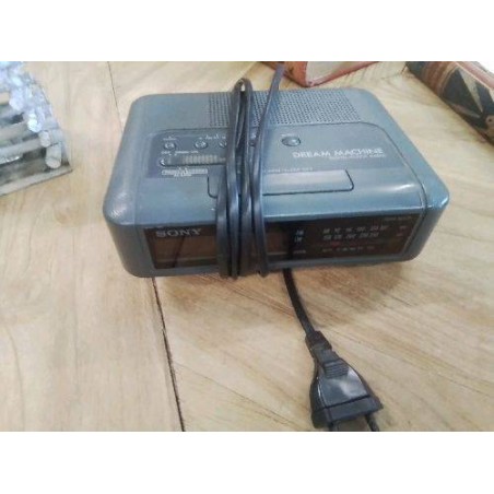 RADIO REVEIL  SONY 