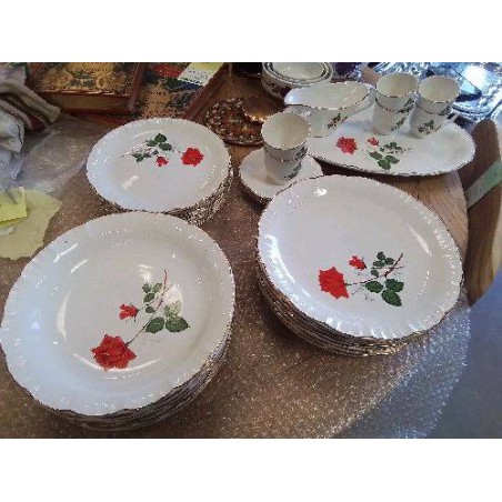 SERVICE DIGOIN SARREGUEMINES  39 PIECES ROSIER SEVIGNE