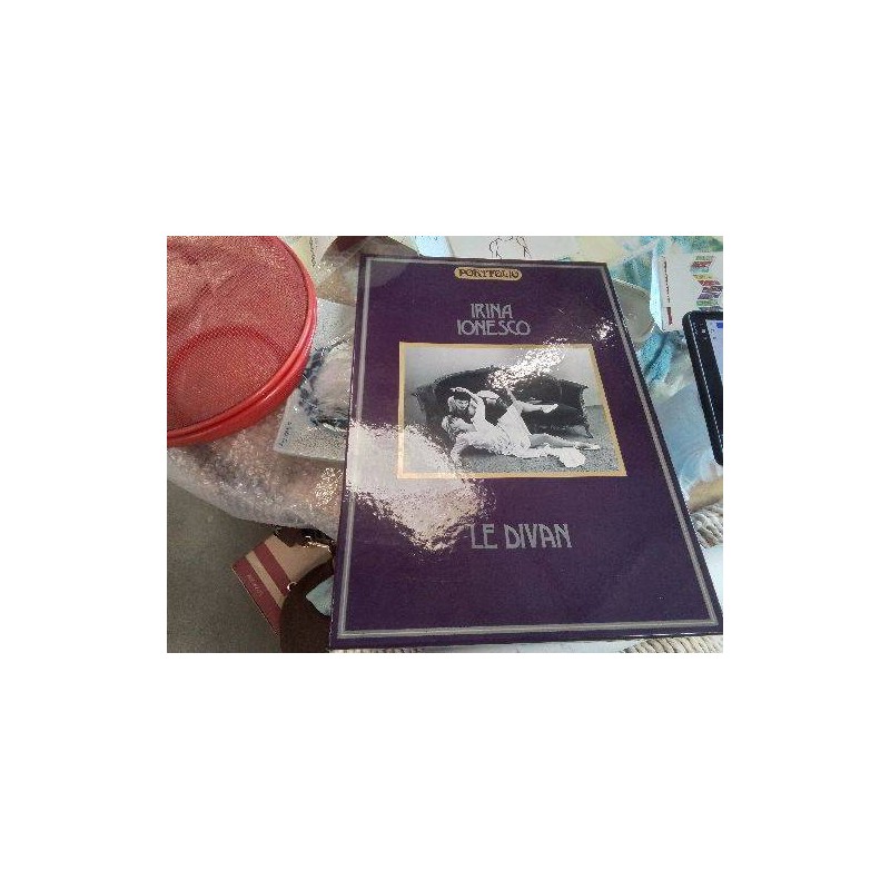 PORTFOLIO IONESCO LE DIVAN