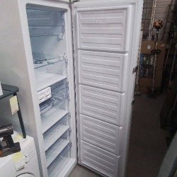 CONGELATEUR VENTILÉ ARMOIRE 7T BEKO 1 T EN LETAT