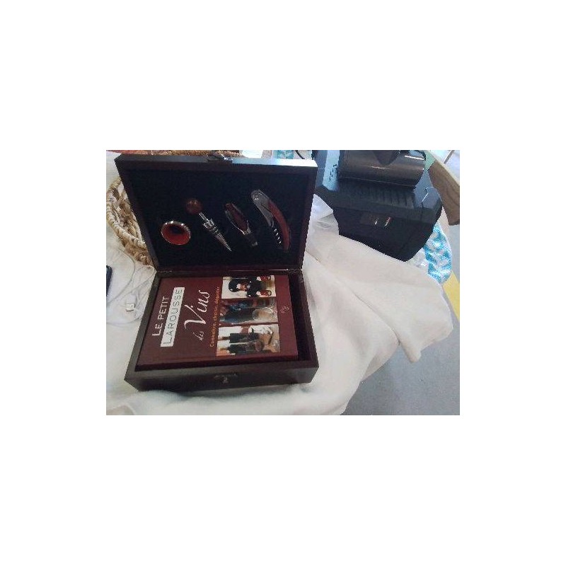 COFFRET BOIS SOMMELIER LIVRE ET ACCESSOIRES VIN