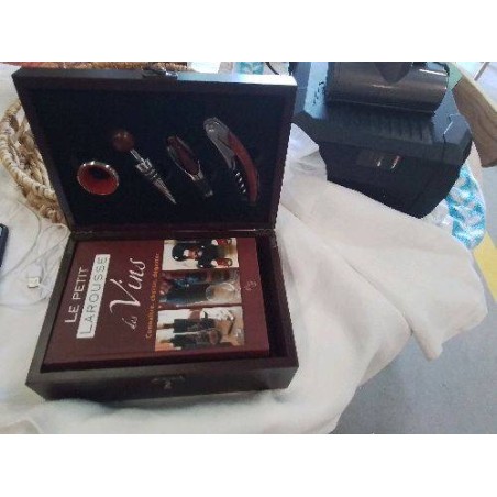 COFFRET BOIS SOMMELIER LIVRE ET ACCESSOIRES VIN