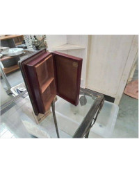 BOITE CUIR BORDEAUX 
