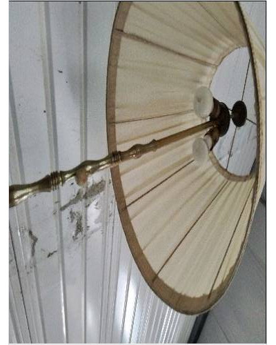 LAMPADAIRE TRIPODE 
