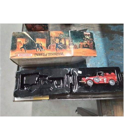 VOITURE DE COLLECTION MATCHBOX