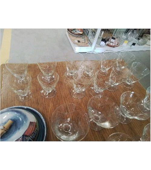 LOT 12 VERRES GRAVÉS 2 TAILLES