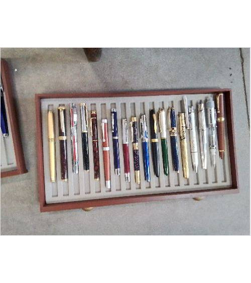 STYLO PLUME OU BILLES