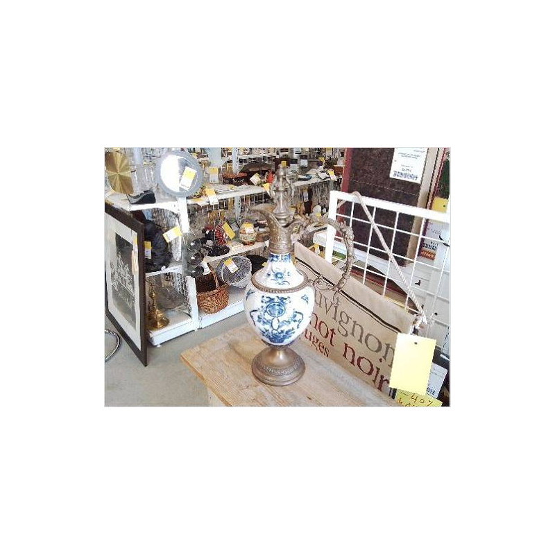 AIGUIERE FAIENCE BRONZE DECOR ANGELOTS BOUCON EN ACCESSOIRE