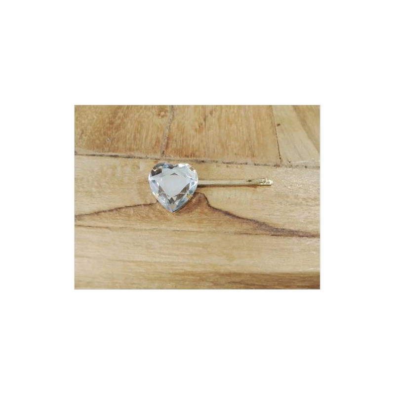 BROCHE CŒUR À FACETTES 