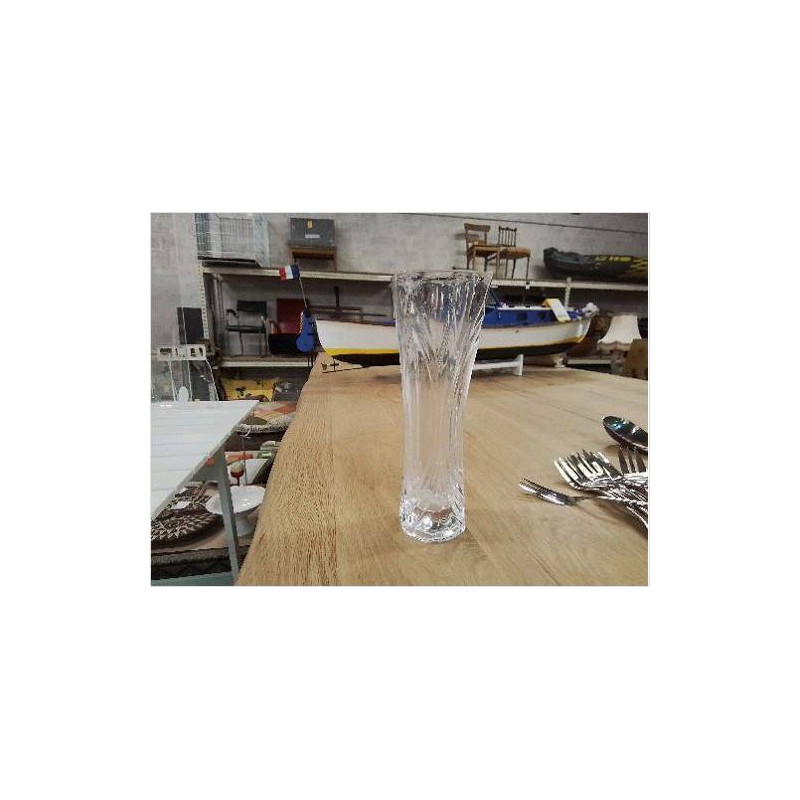 VASE VERRE CISELÉ PM