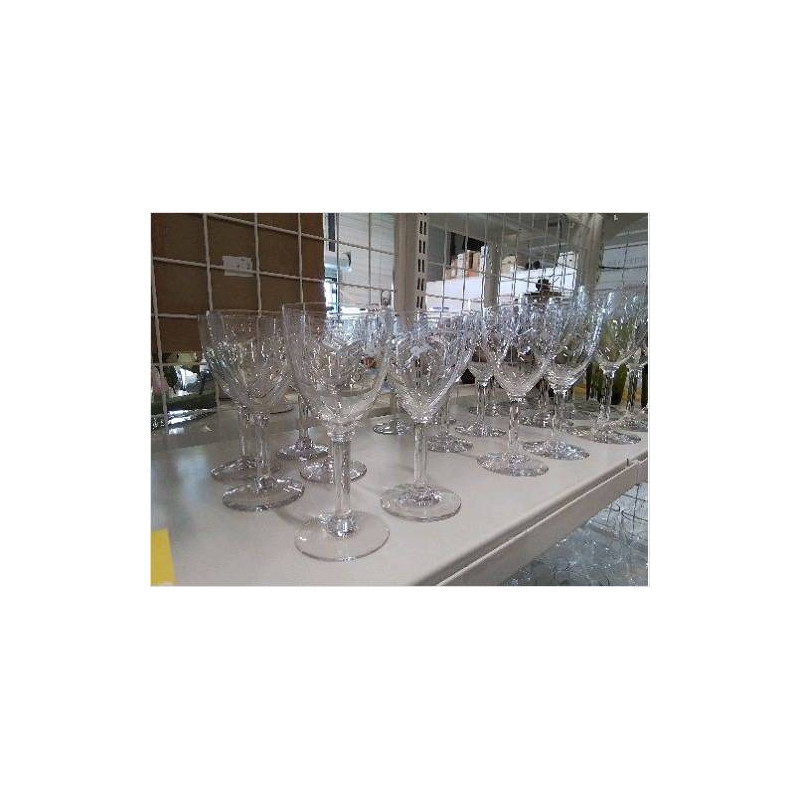 LOT 6 VERRES PM CRISTAL SUR PIED CISELES PETITES FLEURS