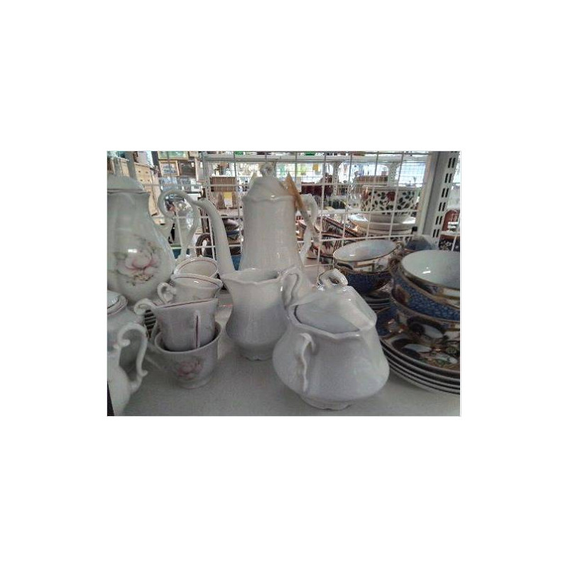 LOT DE 3 PIECES SERVICE À CAFÉ PORCELAINE BLANCHE 
