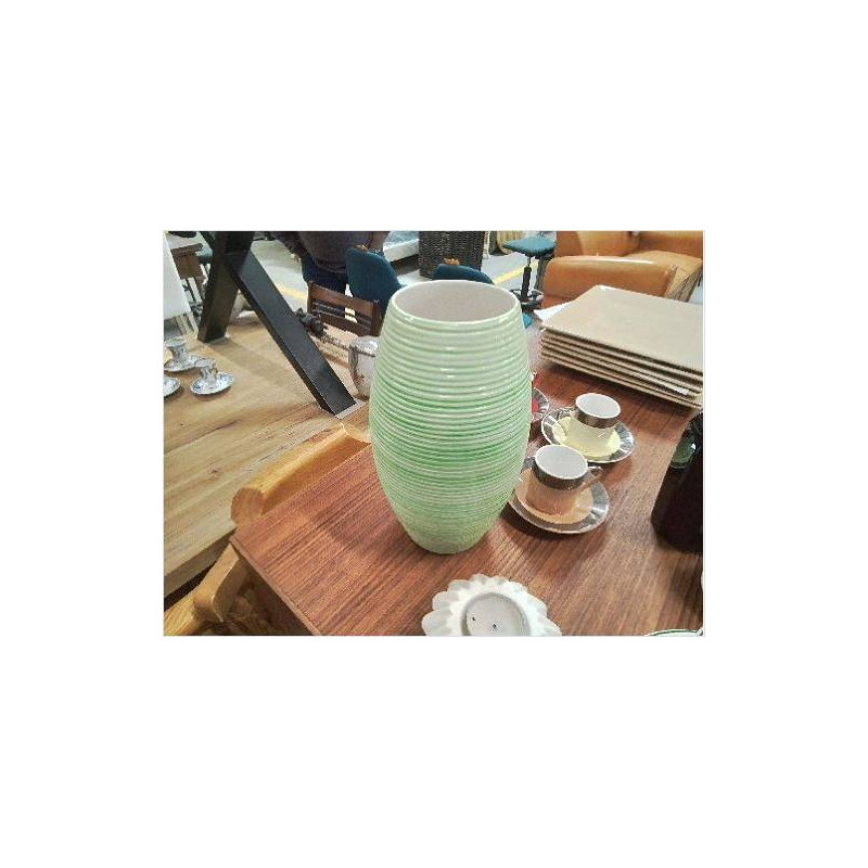 VASE VERT STRIÉ 