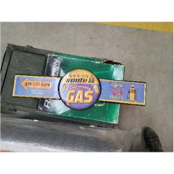 PLAQUE LAST CHANCE GAS EN...