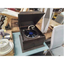 GRAMOPHONE COFFRET ETAT OK...