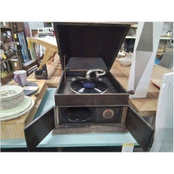 GRAMOPHONE COFFRET ETAT OK + ACC BB
