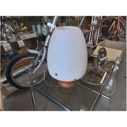 LAMPE GLOBE BLANC PIED BOIS...