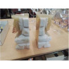 PAIRE SERRE LIVRES PIERRE STATUETTES