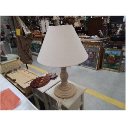LAMPE PIED BOIS TOURNE ABJ...