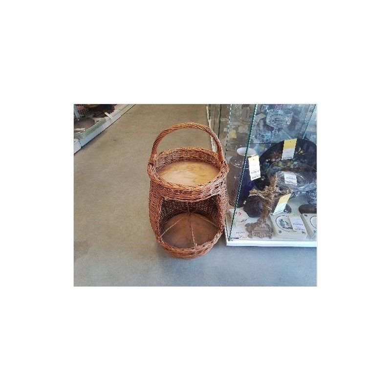 BAR PANIER ROTIN AVEC ANSE